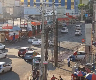 Half Way Tree Clock Webcam Kingston, Jamaica