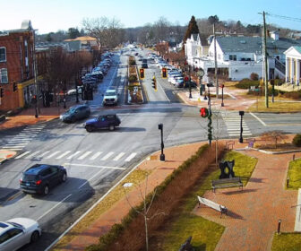 Scranton Memorial Library Live Cam in Madison, CT